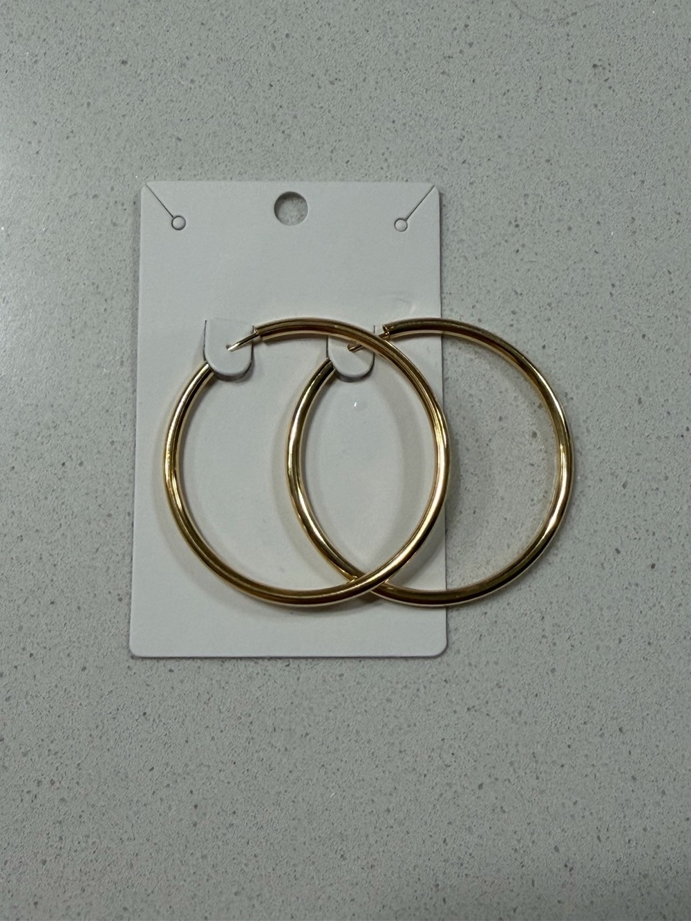 GoldOro Classic Gold-Plated Hoop Earrings